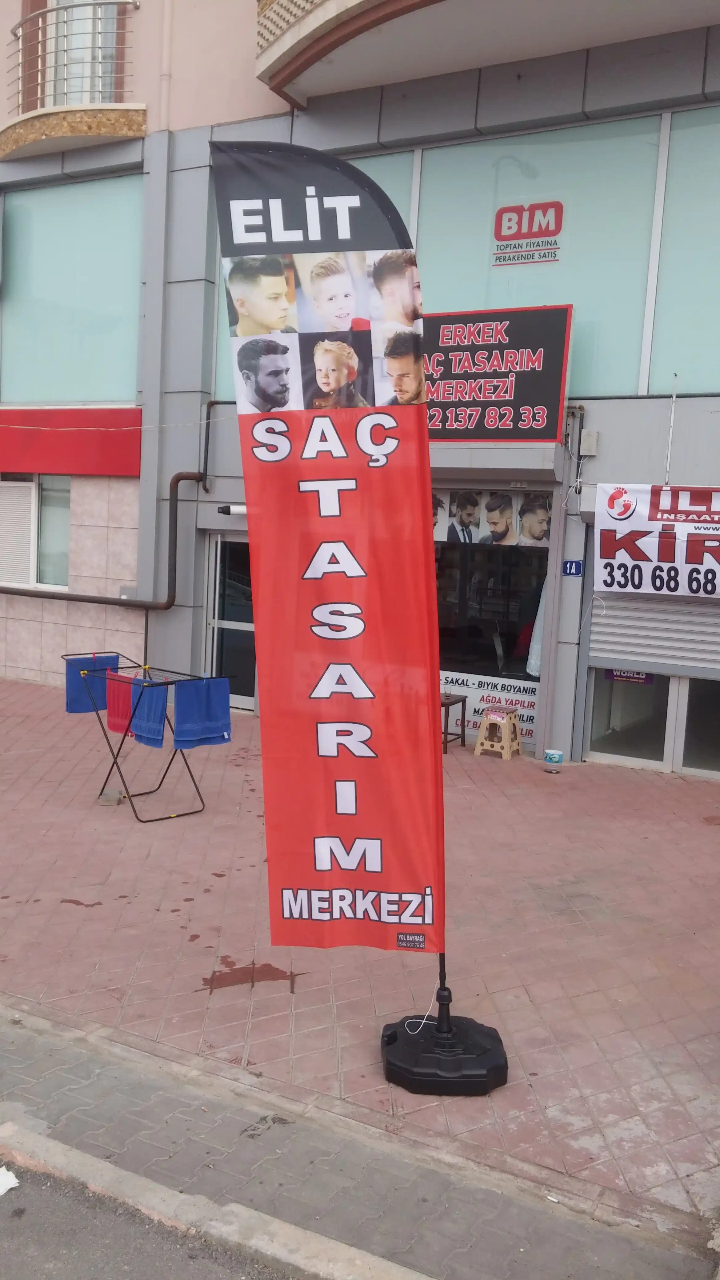 erkek-kuaforu-yelken-bayragi-3
